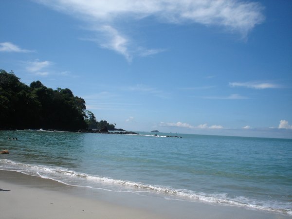 manuel antonio beach