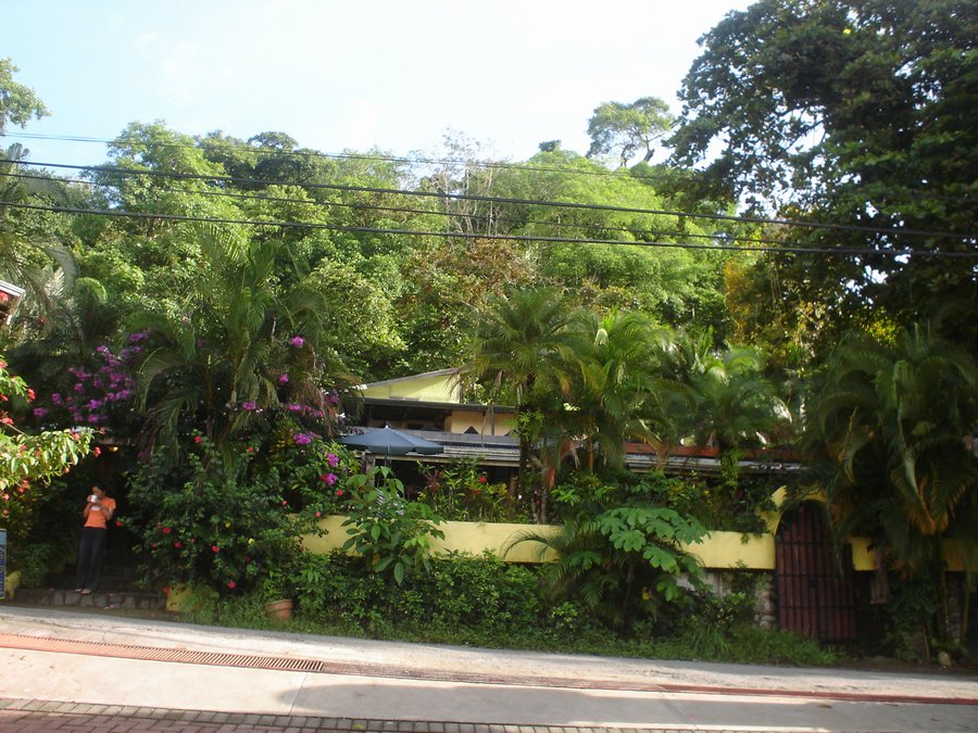 cabina at manuel antonio